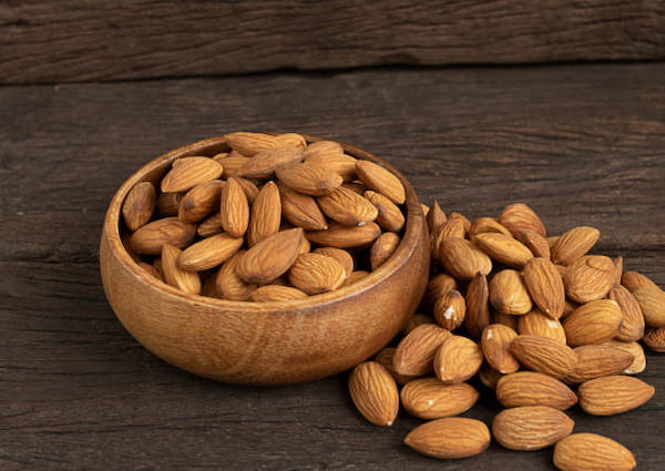 تصویر 2 از خرید مغز بادام درجه یک + قیمت عالی با کیفیت